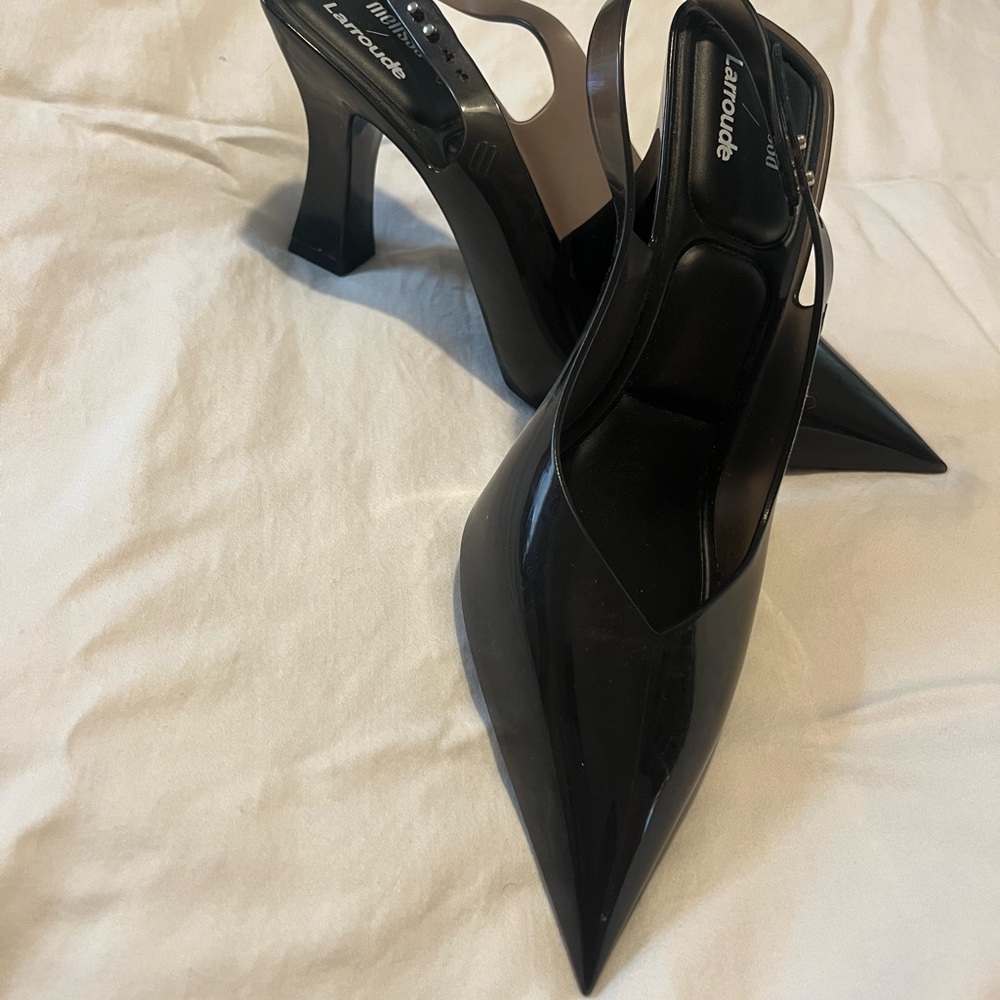 Melissa Black Heels Chic and Versatile